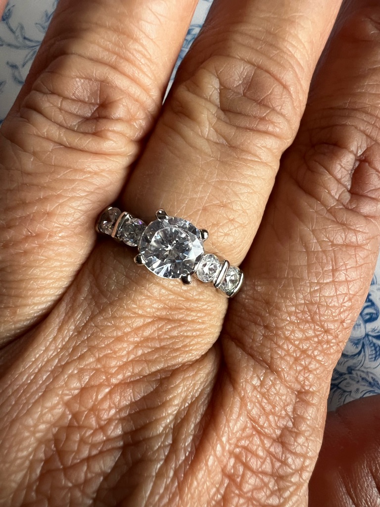 Silver Tone Round Cut Cz 5-Stone Ring Size 9 #92